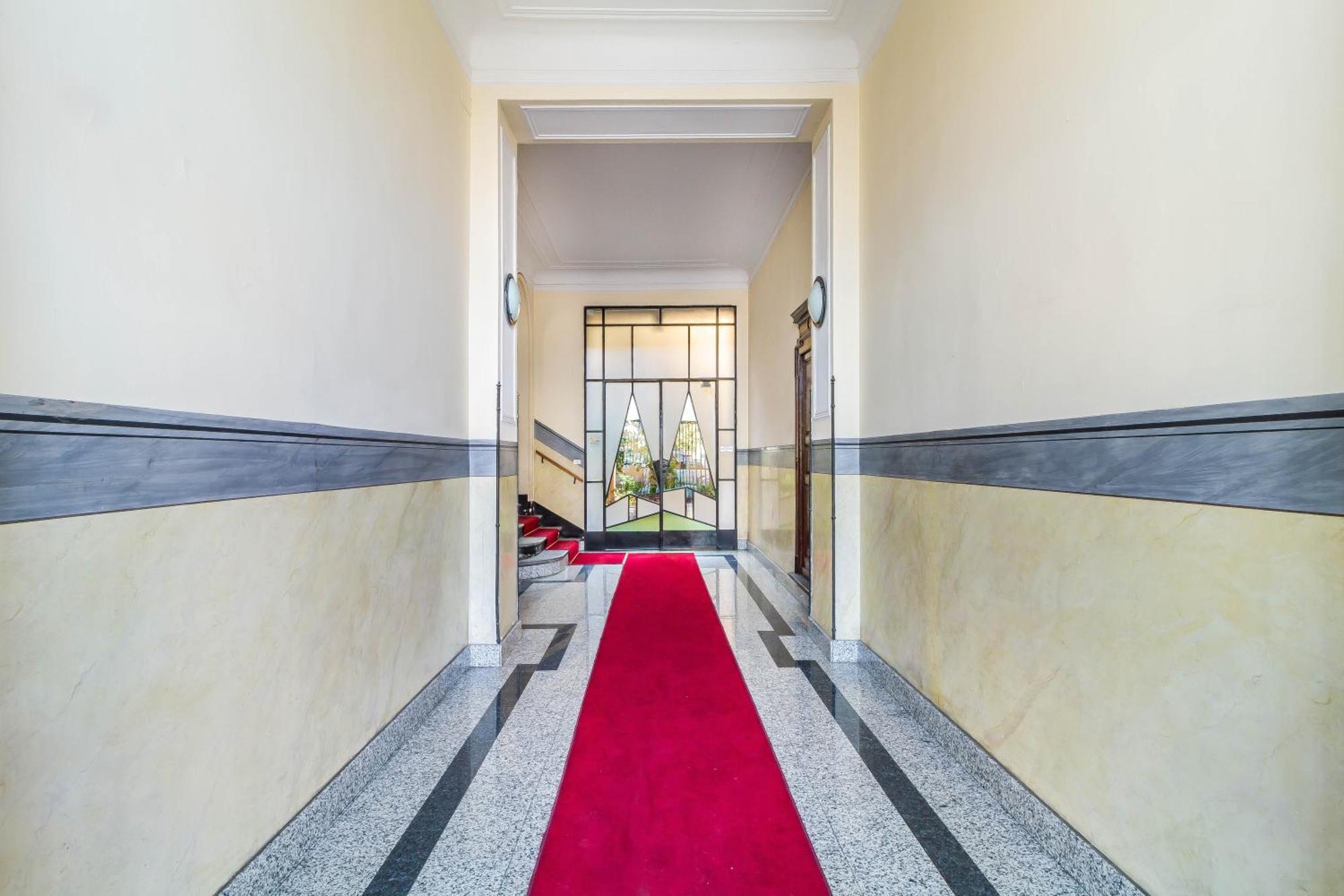 Domusmi Benedetto Marcello-28 Apartment Милано Екстериор снимка